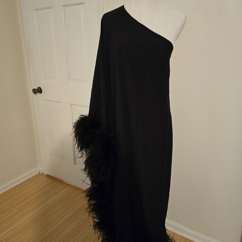 Taller Marmo Black Feathered Ubud One-Shoulder Dress, (NEW W Tag, Size 42) - Picture 6 of 12